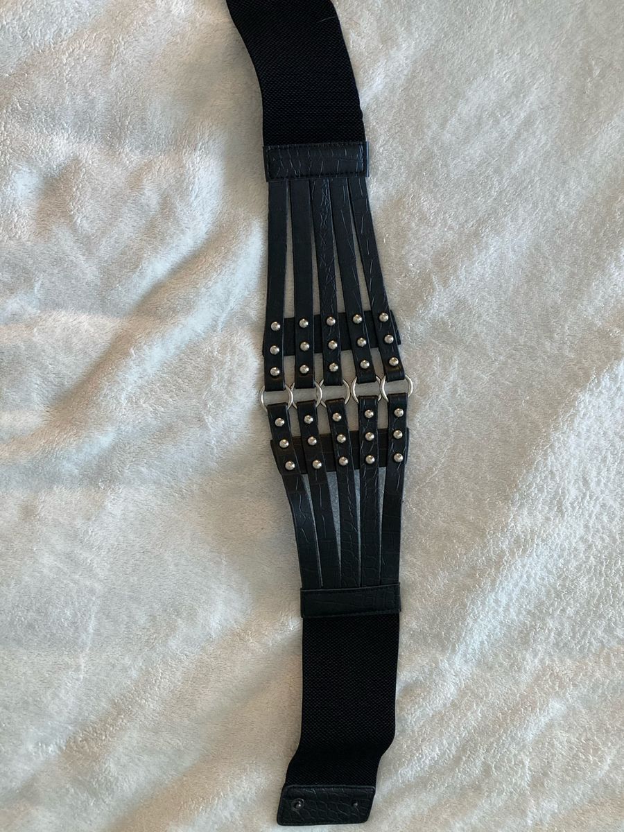Black and silver gladiator waist belt 
